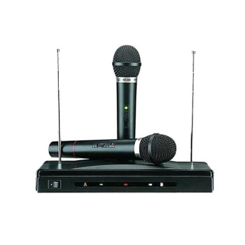 Συσκευή Karaoke με Δύο Ασύρματα Μικρόφωνα C-05