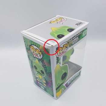 Funko POP Television Land of the Lost - Sleestak 537 Vinyl Figure 2017 Fall Convention Exclusive Damaged Box